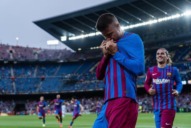 拜仁提前四轮卫冕德甲 向“六冠王”迈进