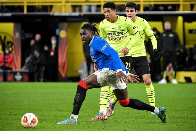 陈盈骏22分首钢胜新疆 佩里23分深圳胜天津